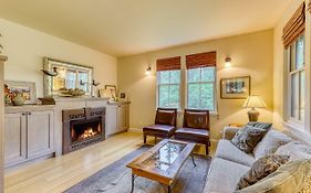 3 Bed 3 Bath Vacation Home In Eastsound
